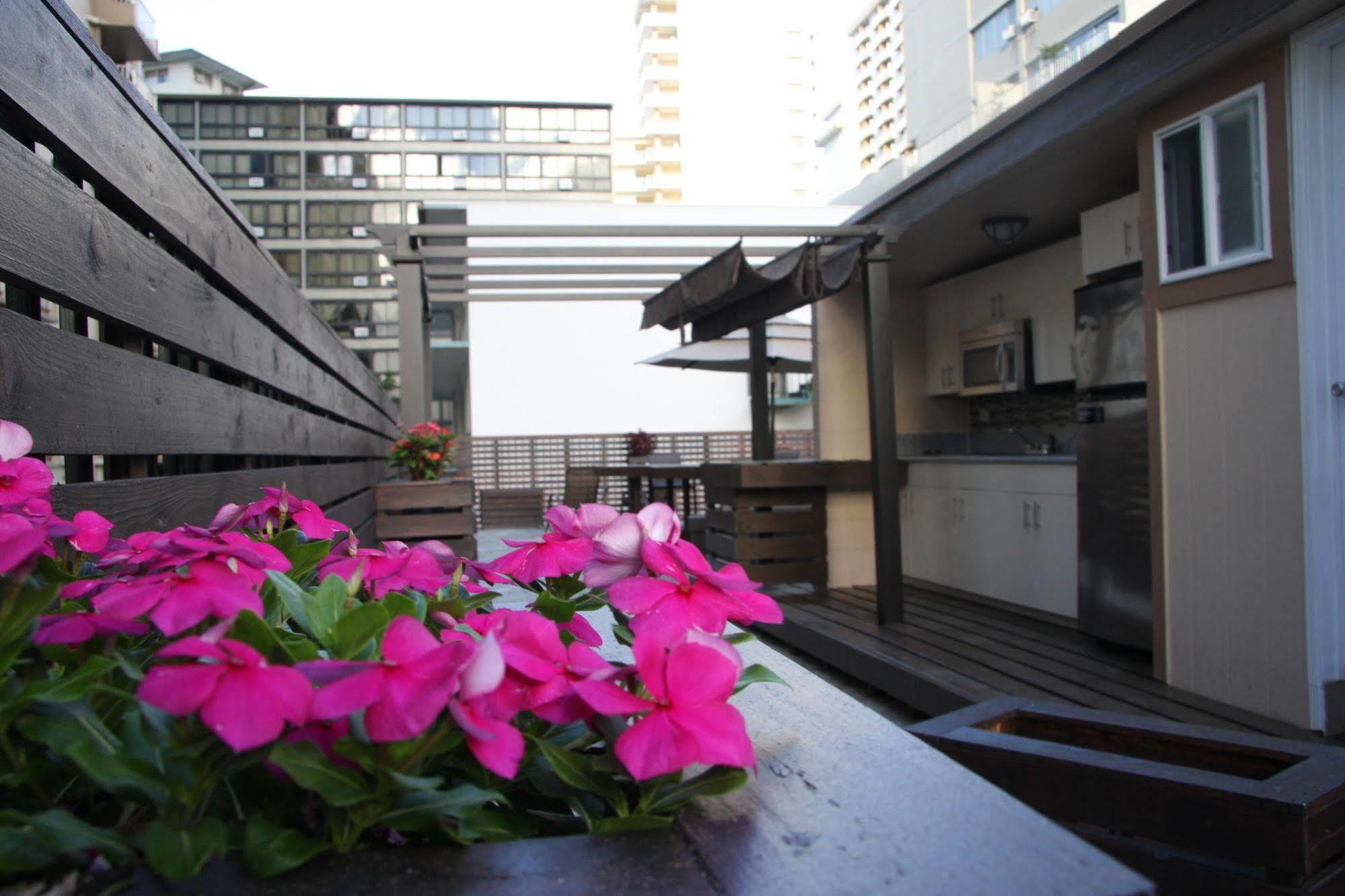 The Waikiki Boutique Hostal *